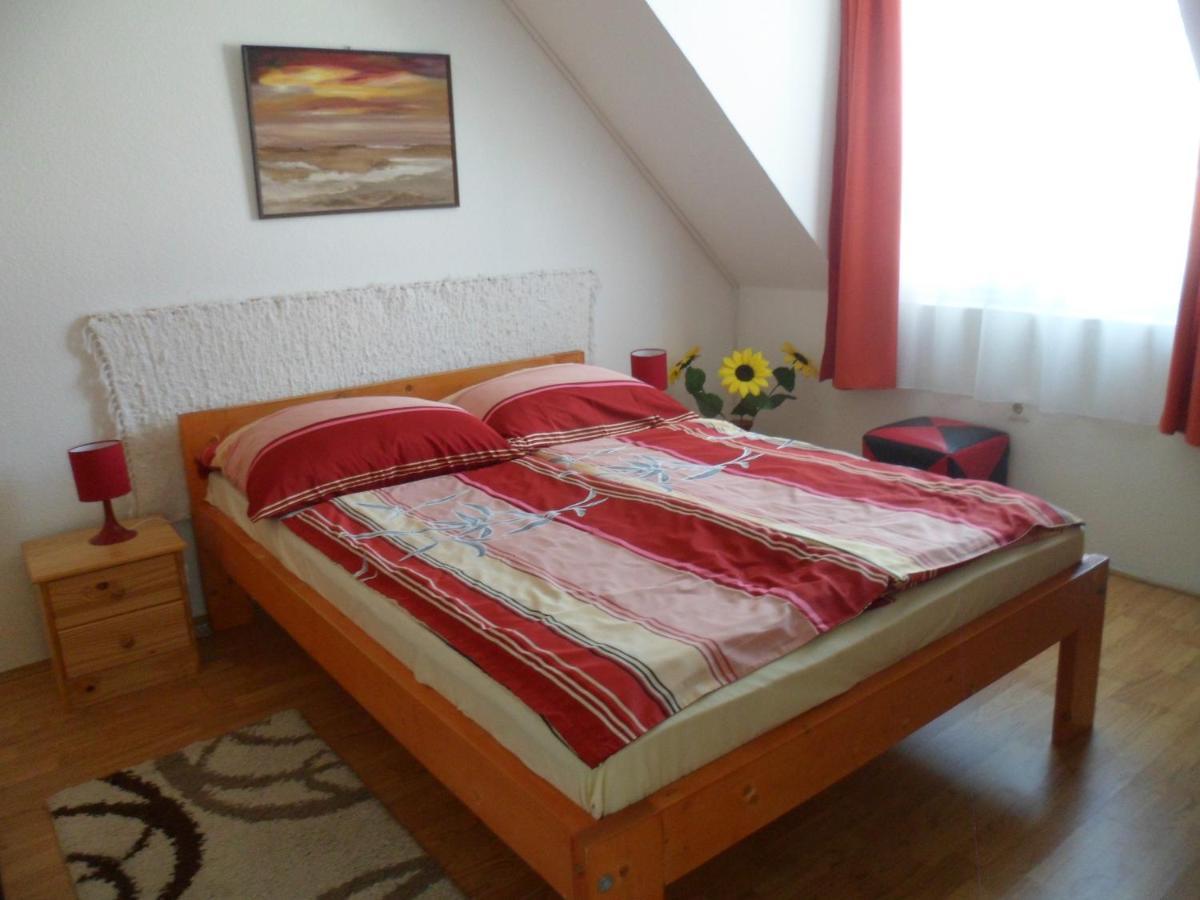 Makai Apartman Hotel Hajdúszoboszló Buitenkant foto